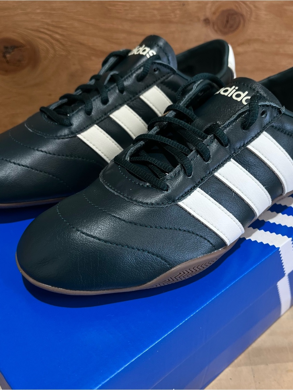 Adidas Grand Court LO AuroraIvy/Off White/AuroraIvy JQ7241 Women Size 6 NWT